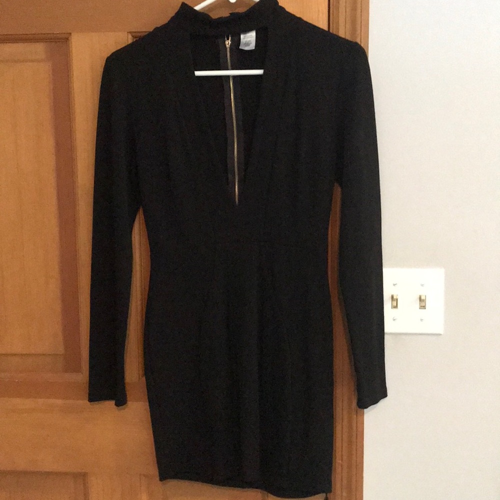 Sexy long sleeve black low cut dress